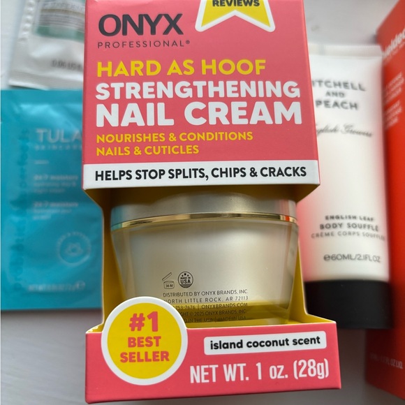 Assorted skincare bundle. - Picture 4 of 5